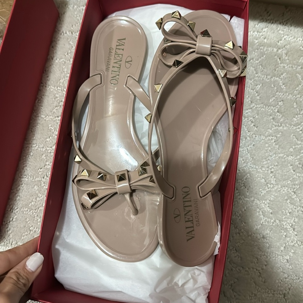 PVC thong sandals size 37